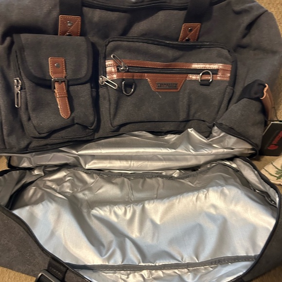 Black Canvas Witzman Travel Duffel Bag - Picture 4 of 7
